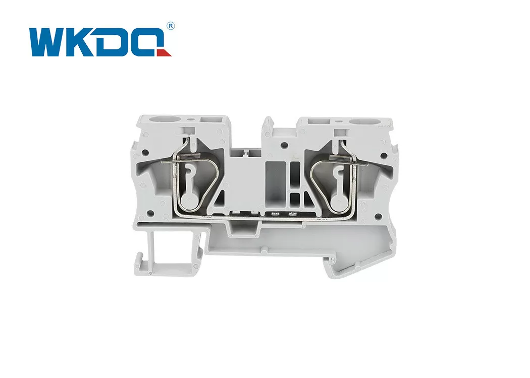 Nguồn cấp dữ liệu được tải vào mùa xuân thông qua thiết bị đầu cuối